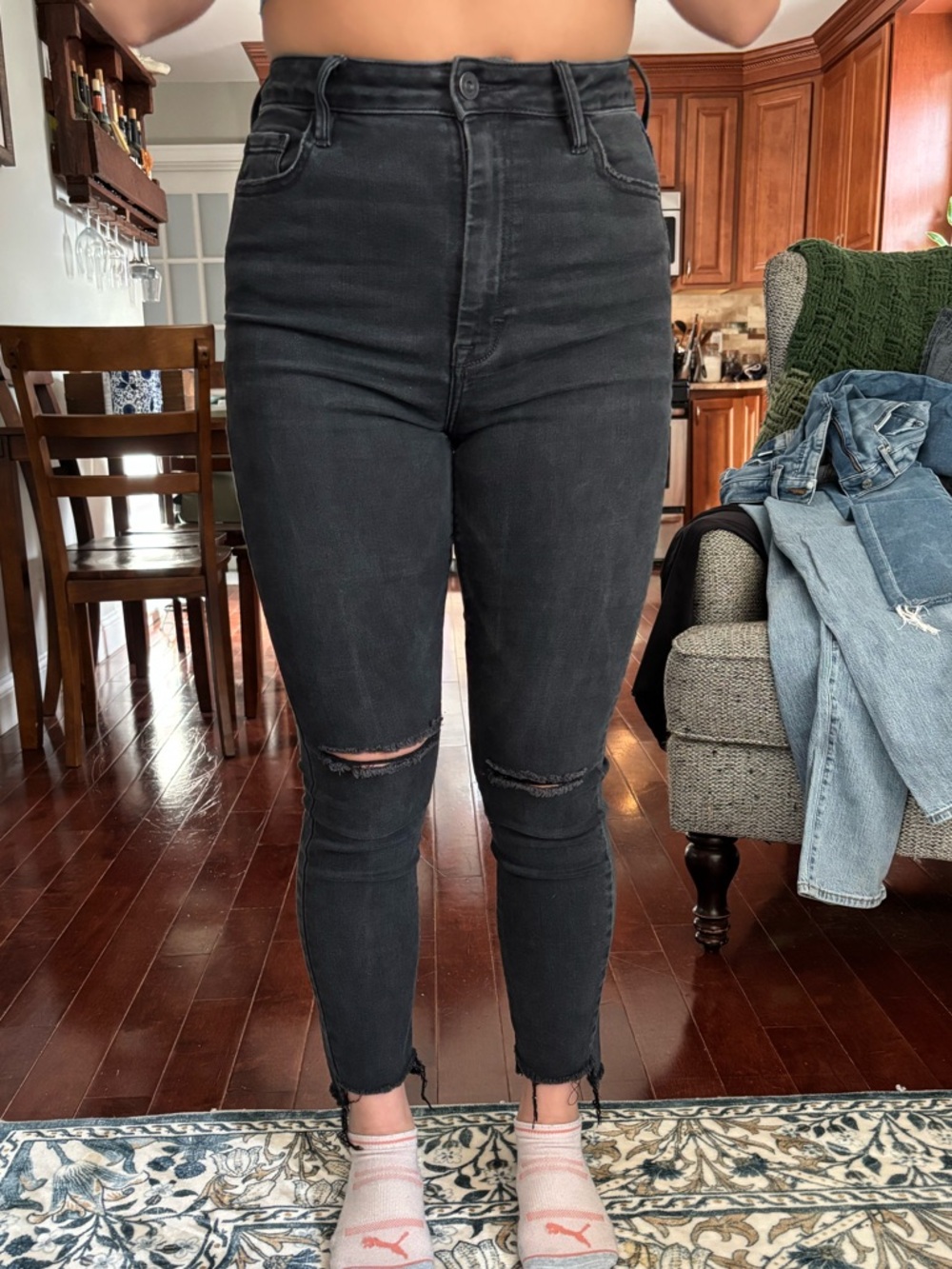 High-Rise Black Distressed Skinny Jeans